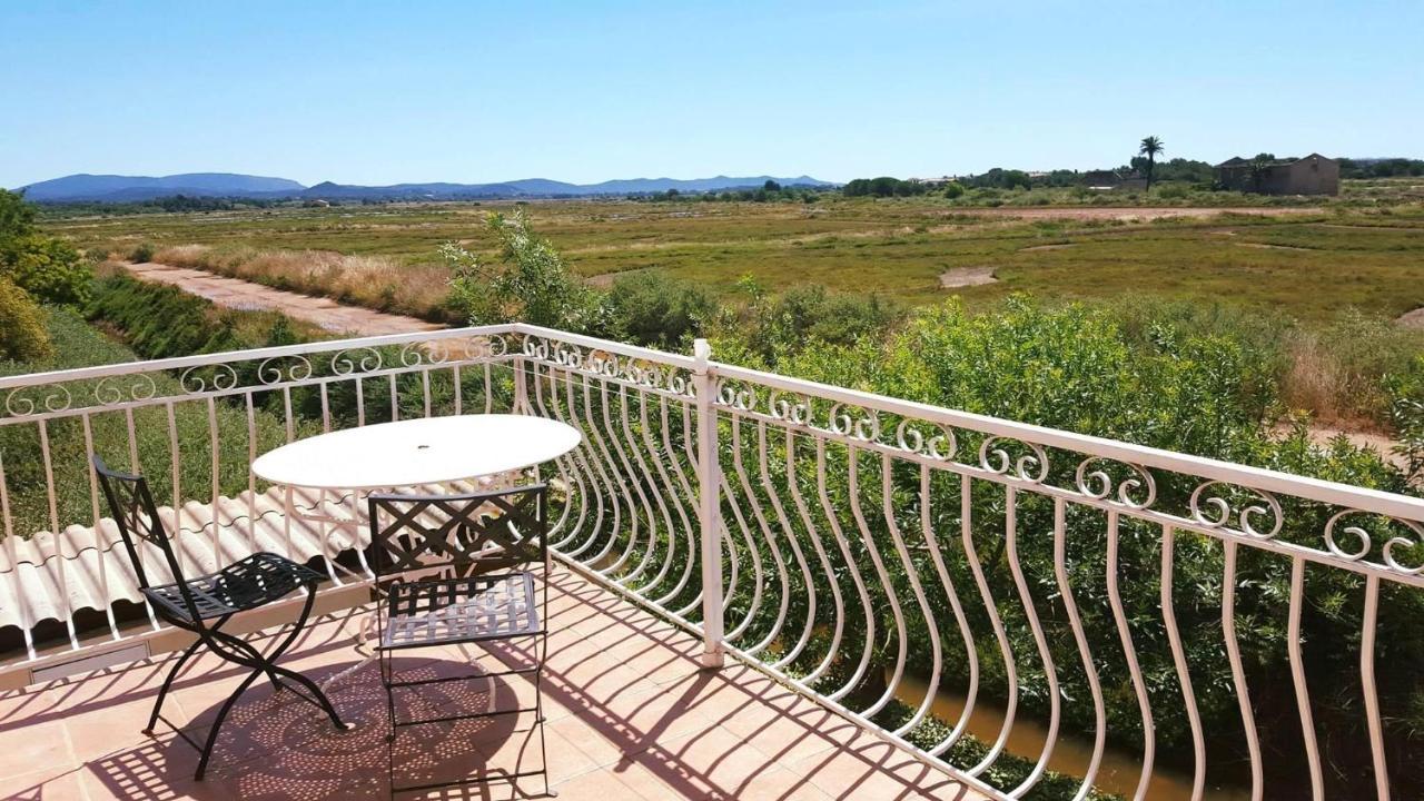 Studio 2 Personnes Vue Marais Salant Parking Et Terrasse Proche Commodite Hyères Exteriér fotografie